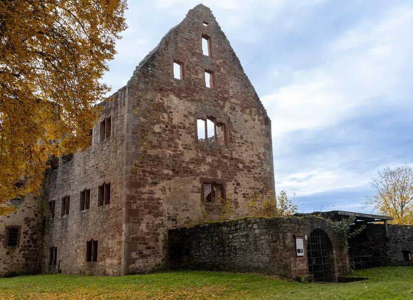 Ruine Schönrain, Germany